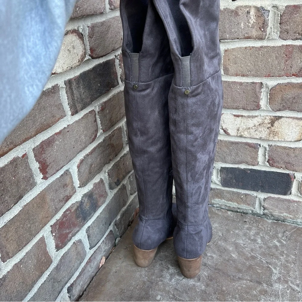 Melrose & Market Faux Suede Over The Knee Boots Sz 8
